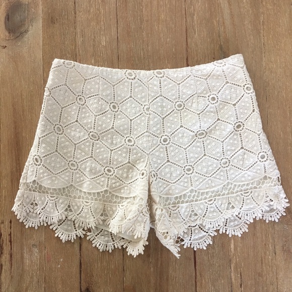 Dolce Vita Pants - Dolce Vita high waisted shorts